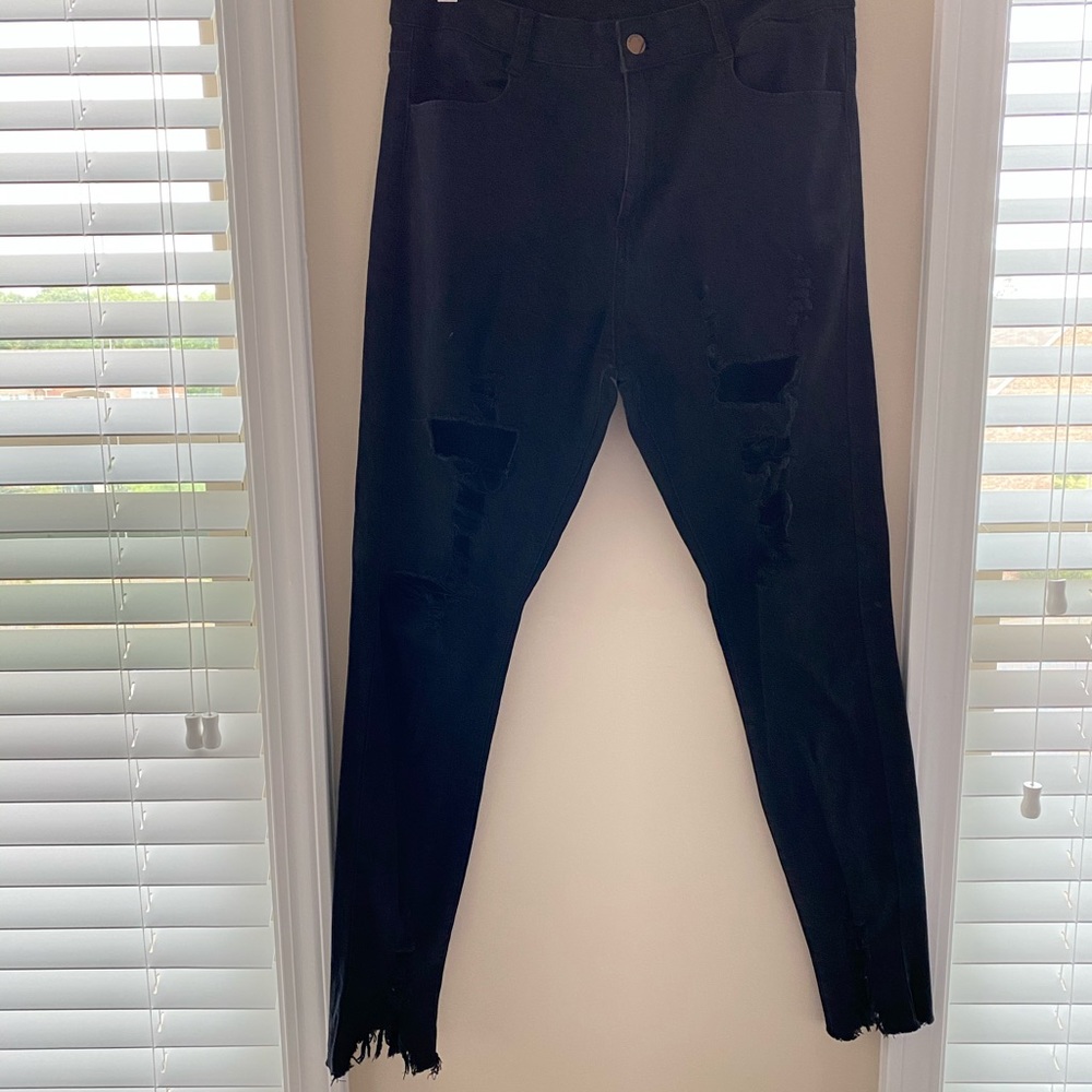 Black Distressed Jeans